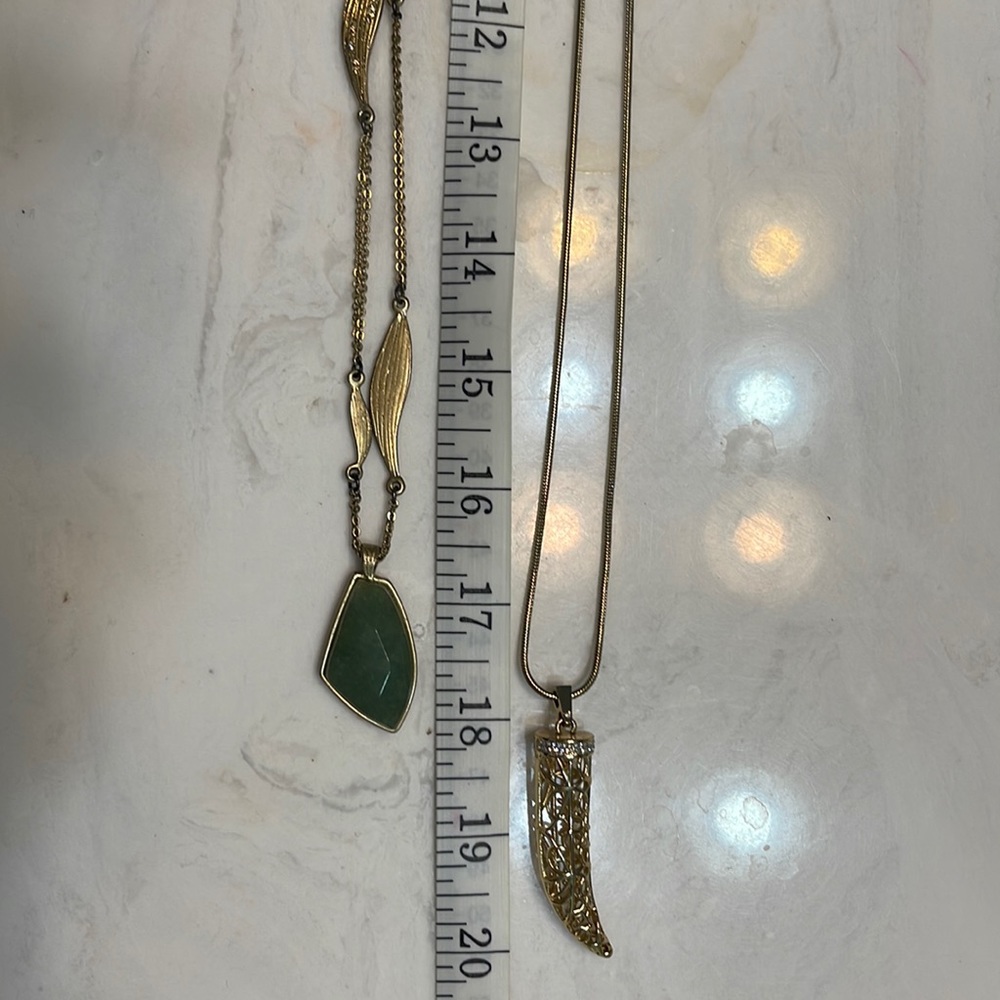 Lot of gold costume necklaces